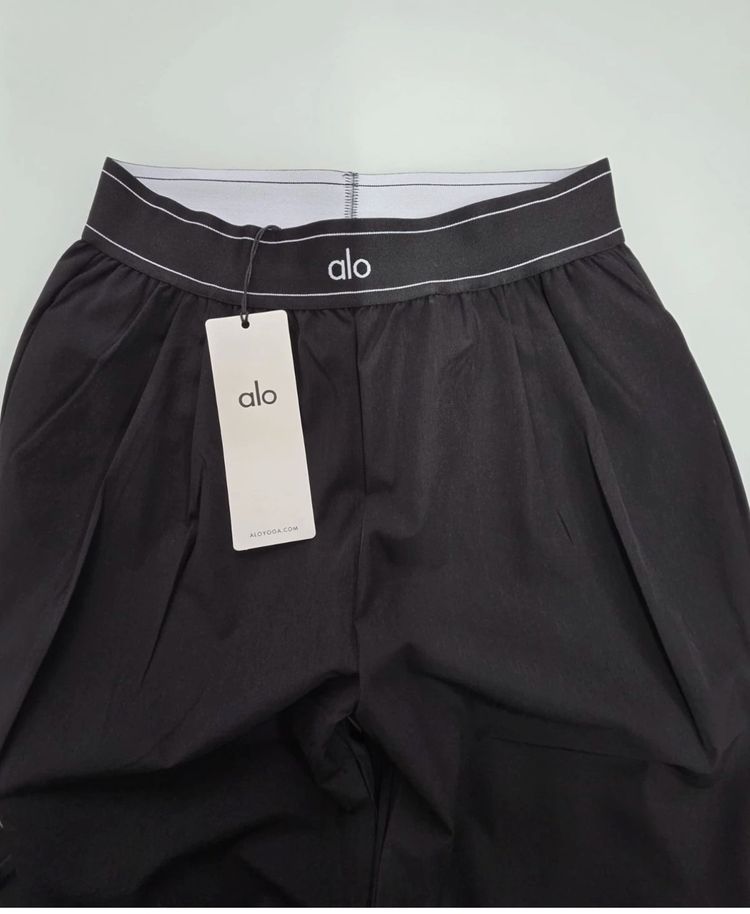 Alo Alo Black Wide-Leg viral Pants product image